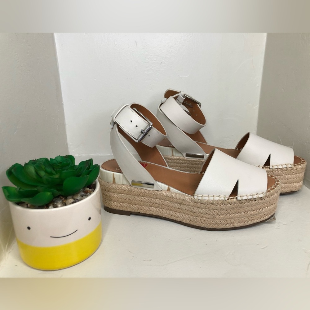 NWT Women’s Sarto wedges sz6